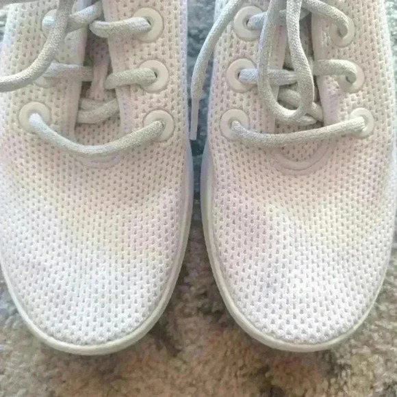 Allbirds Women's White Tree Runner Kaikoura White Sustainable Sneaker 9 - Picture 11 of 16